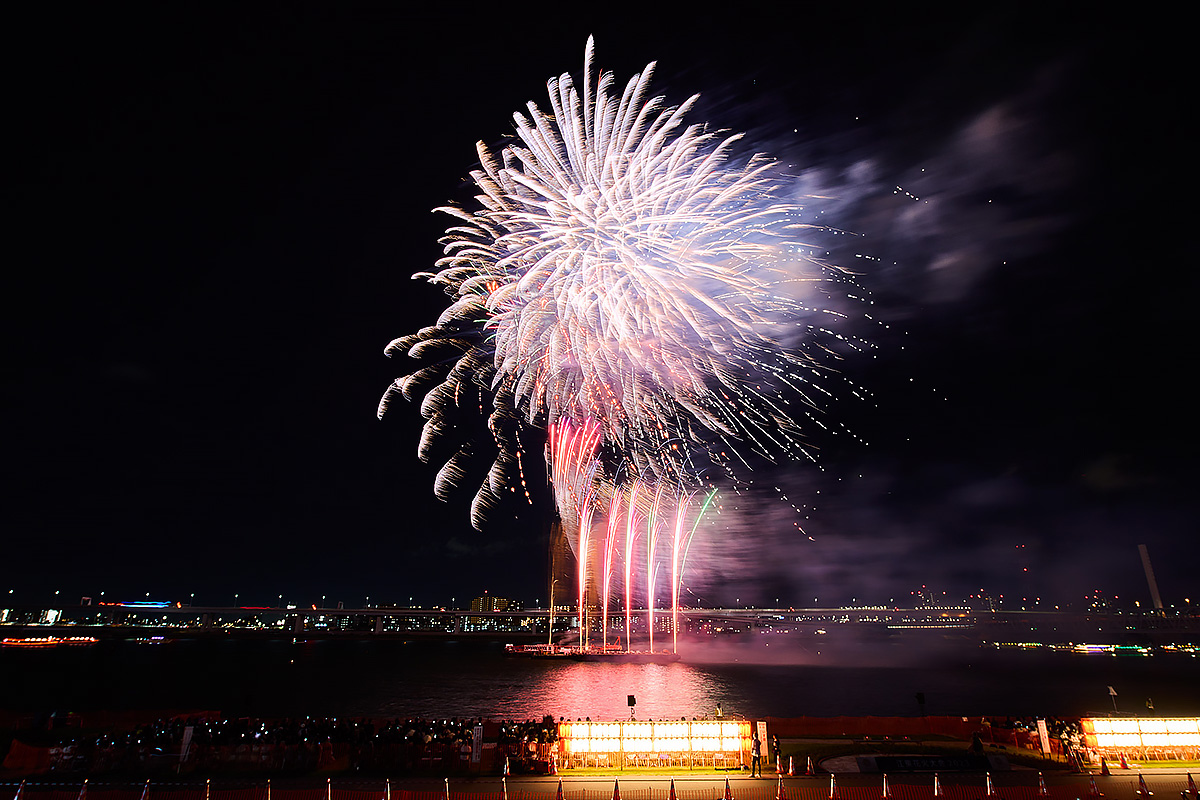 花火大会の風景
